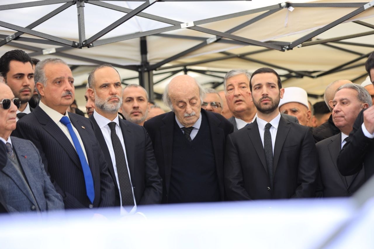 آل أرسلان وآل جنبلاط يشيّعون الأميرة نجوى مجيد أرسلان في مأتم مهيب