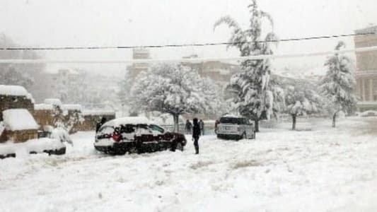Saoufar - Mdayrej road is cut off due to a rockslide and an avalanche