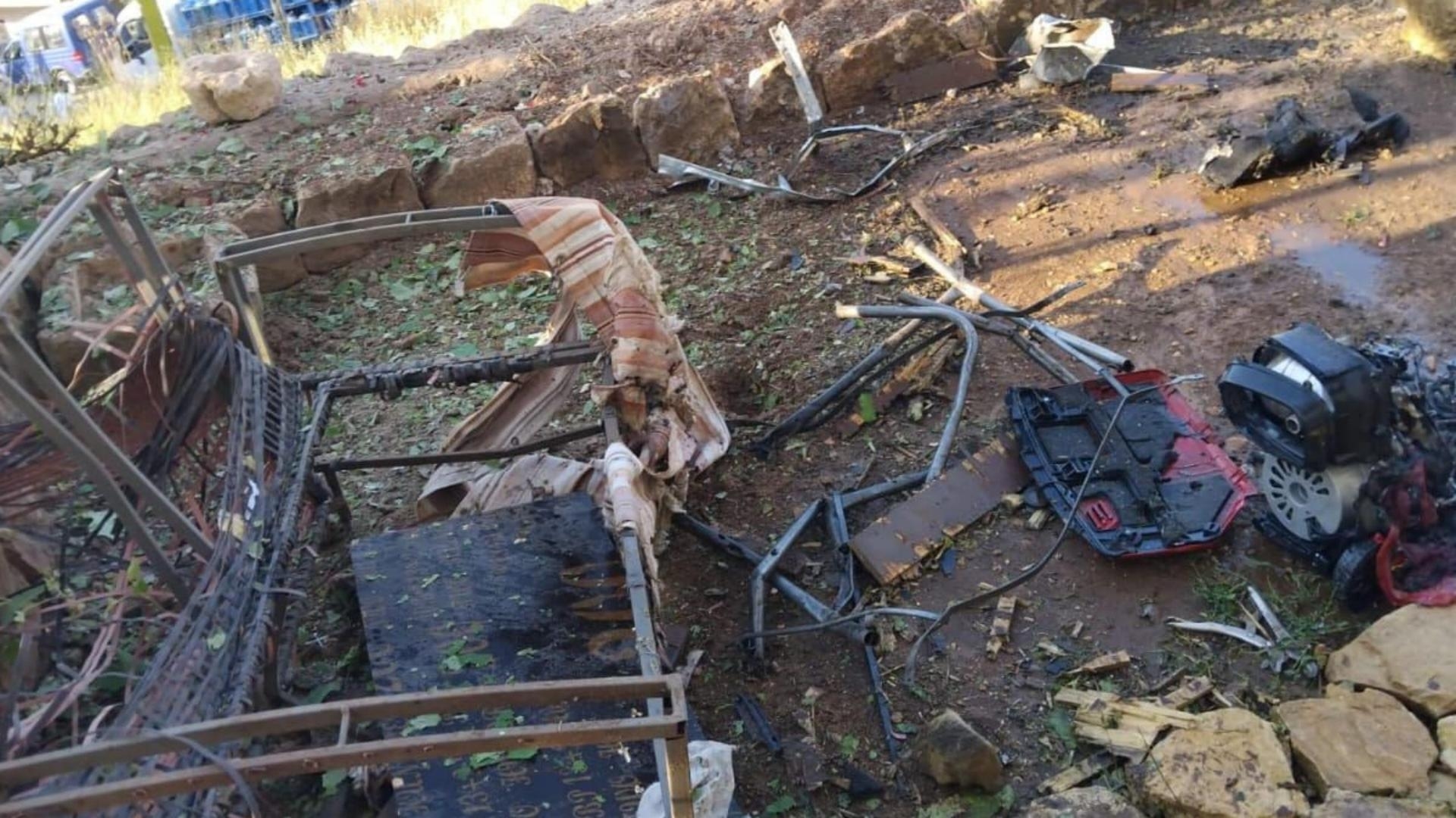 NNA: Injuries reported in an Israeli drone strike on the courtyard of a house in the town of Beit Lif