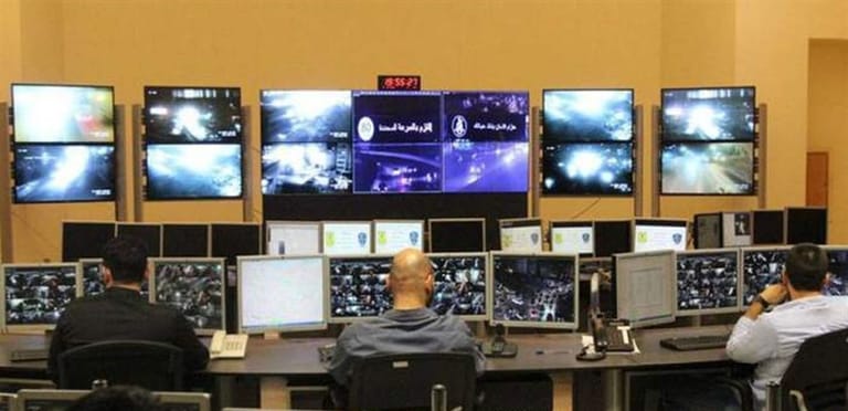 التحكم المروري: حركة المرور طبيعية على جميع الطرقات والتقاطعات وعلى مداخل العاصمة بيروت