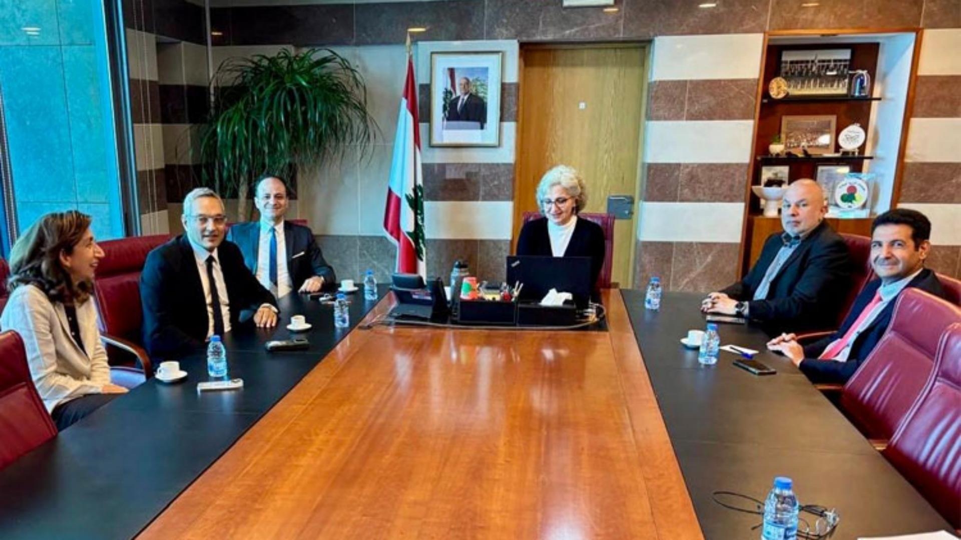 وفد من "القوات" زار كرامي: لعدم المسّ بمستوى الشهادات الرسميّة