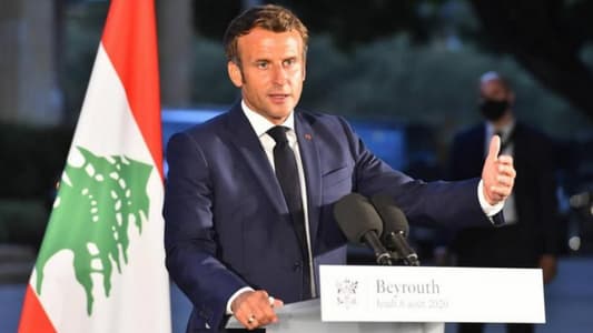 Macron arrived at the French Embassy in the Museum area, where he laid a wreath of flowers on the Unknown Soldier's tomb