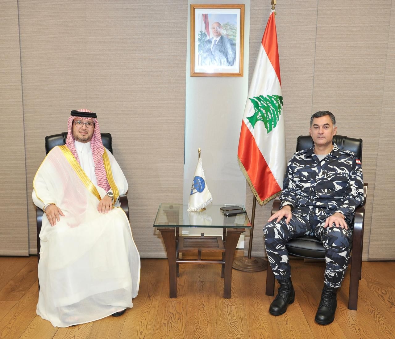 بخاري زار المدير العام لقوى الأمن