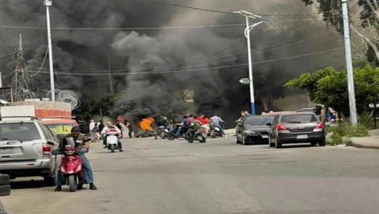 ما علاقة إهمال طرابلس بإبقائها صندوق بريد لتبادل الرسائل؟