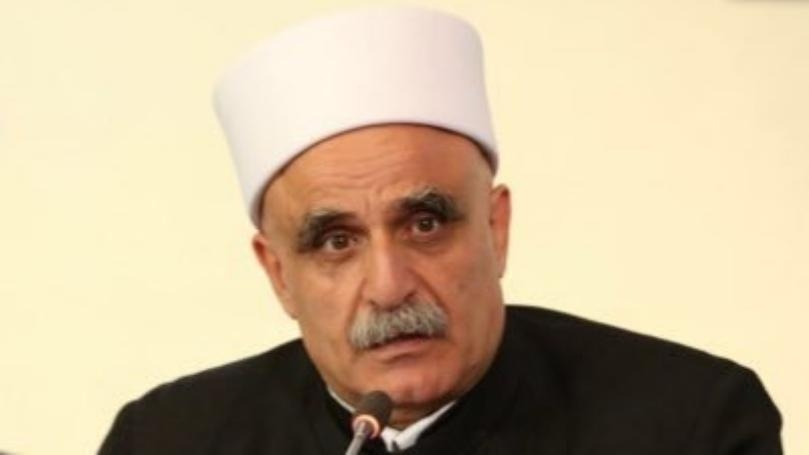 أبي المنى واصل تلقي الاتصالات واستقبال الشخصيات المهنئة بتوليه مشيخة العقل