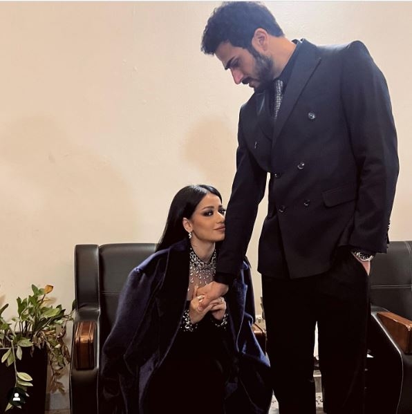 بهذه الكلمات عايدت رحمة رياض زوجها أليكس