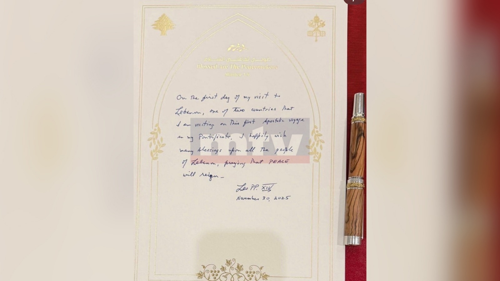 Photo: The Pope’s Message in the Golden Book