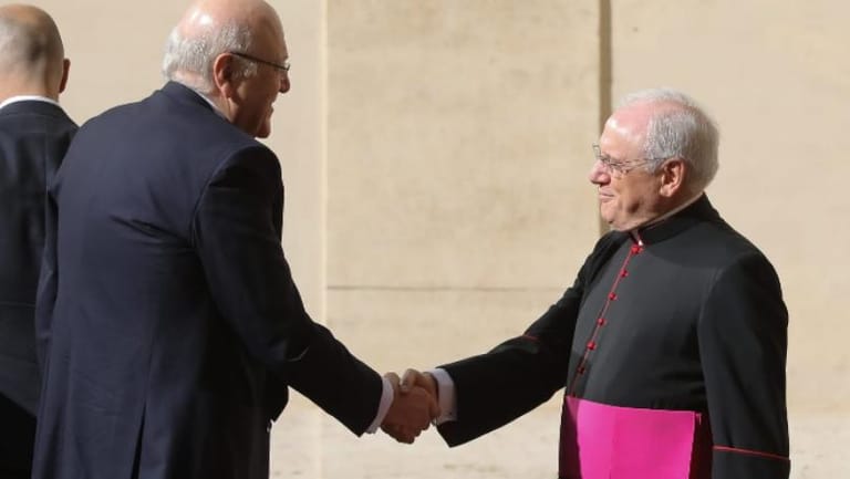 ميقاتي يلتقي البابا فرنسيس