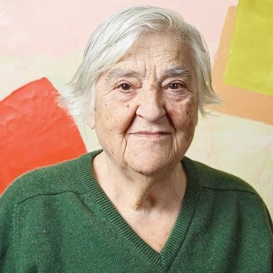 أكثر المؤلفين العرب إنجازاً... "غوغل" يحتفي باللبنانية إيتيل عدنان