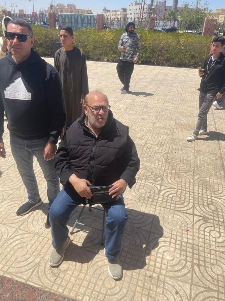 انهيار النجوم في جنازة سليمان عيد