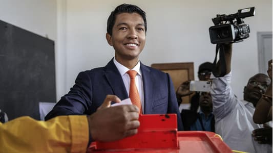 Madagascar's President Sworn in for Third Term After Disputed Poll