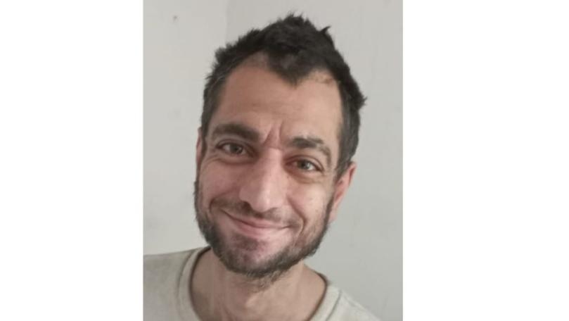 تعميم صورة المفقود شادي جمال عبدالله