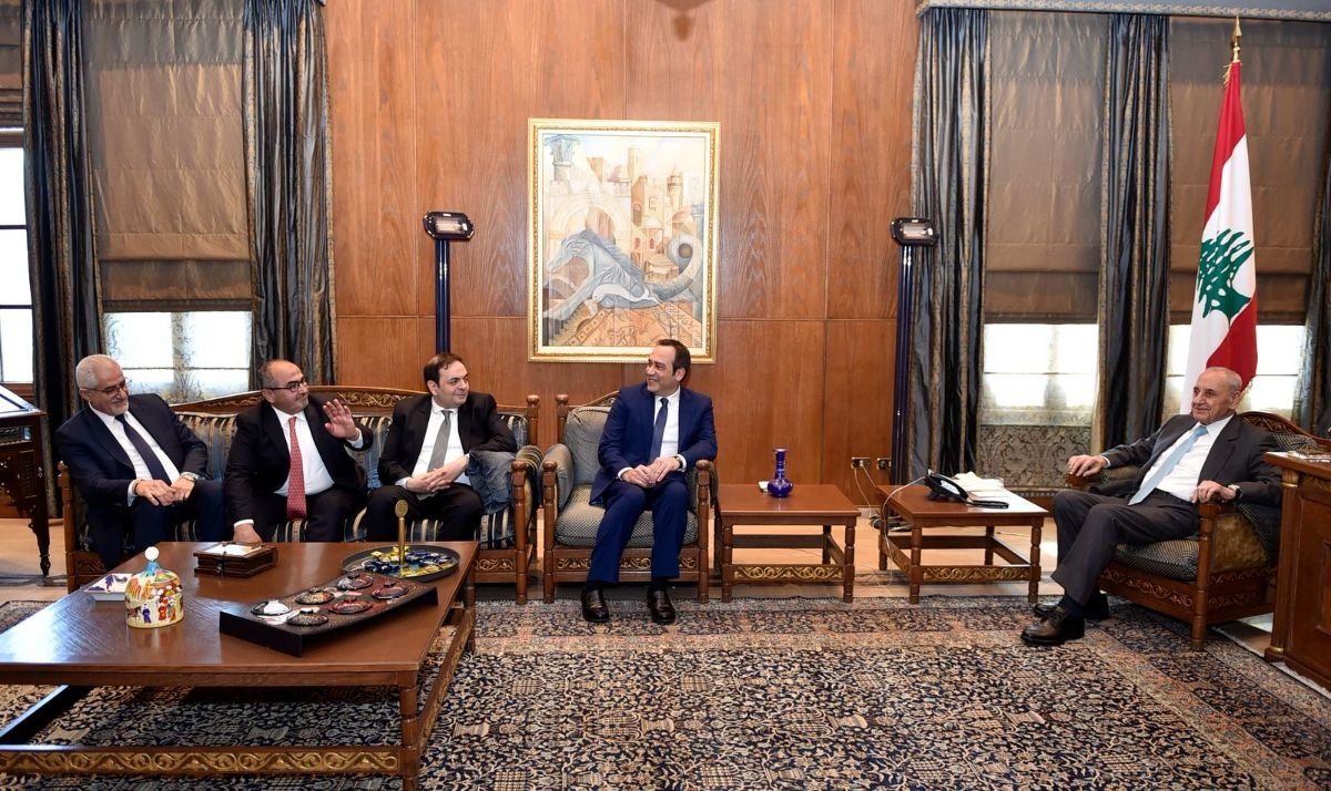 Berri leads a series of meetings in Ain El Tineh