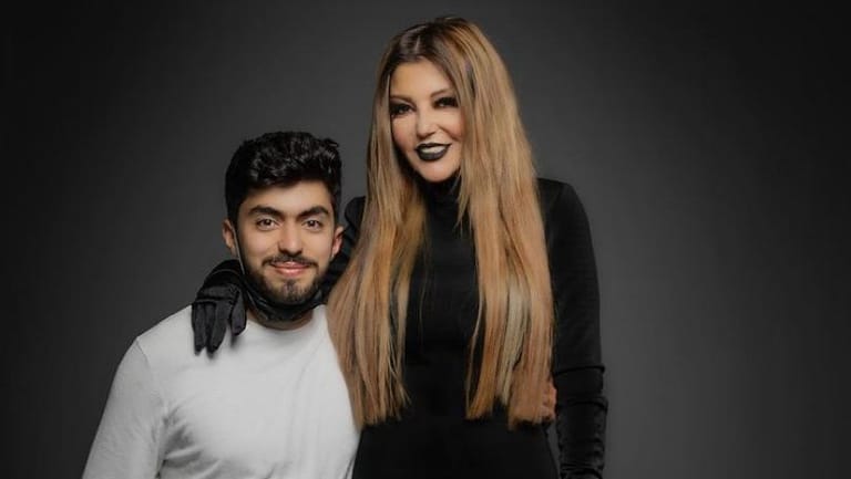 بالصورة: ظهور نادر لطليق سميرة سعيد مع نجلها الوحيد بعد سنوات على الطلاق