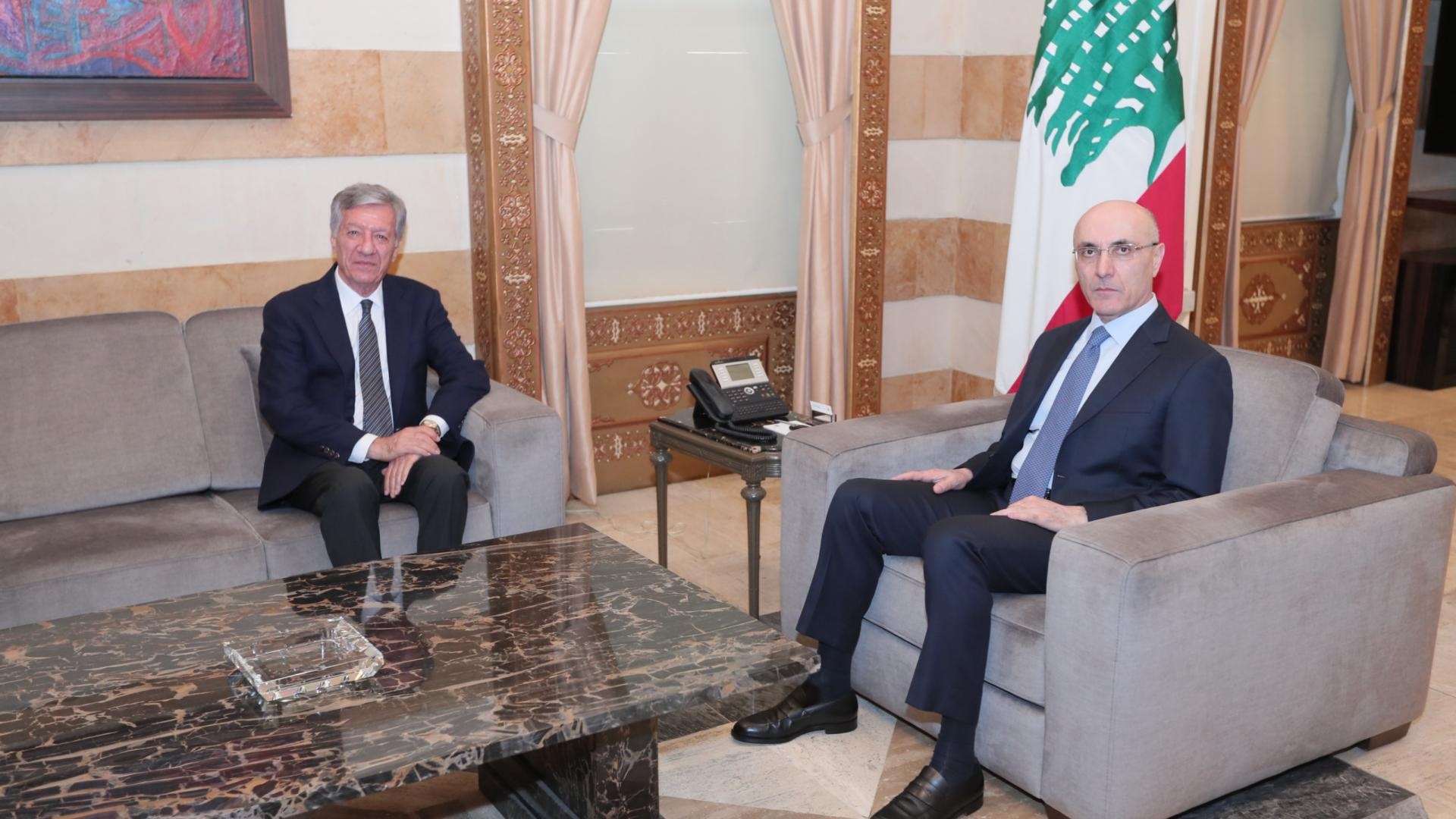 الحجّار بحث مع المنسّق الأممي بالإنابة في تعزيز التّعاون