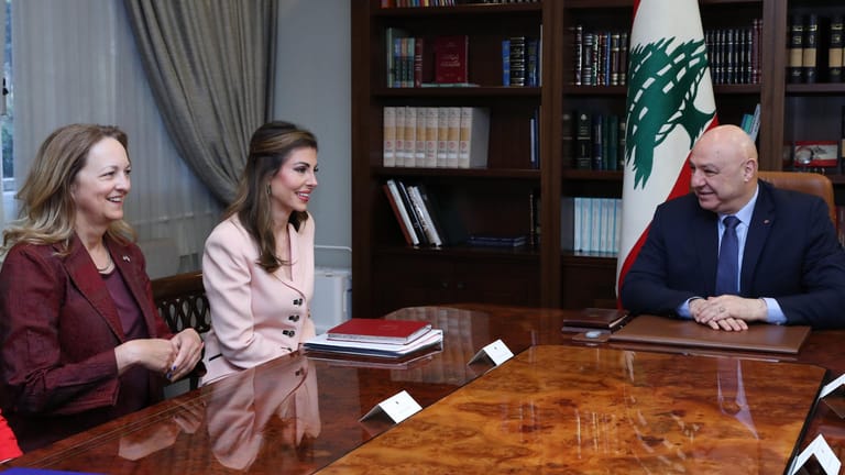 بالصورة: ساعة و20 دقيقة... ولا تصريح