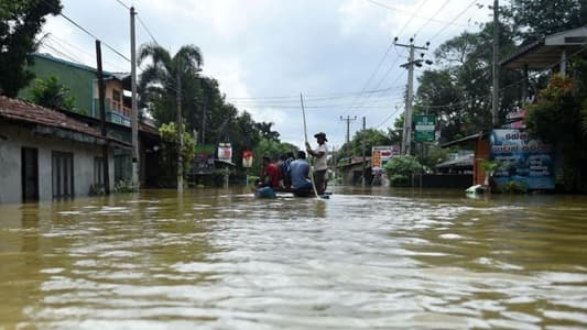 Sri Lanka monsoon floods kill 14, schools shut