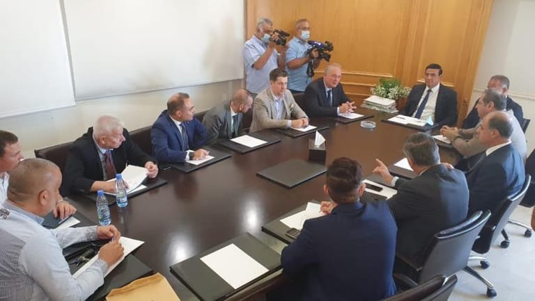 Ministers of Energy, Transport meet Russian delegation