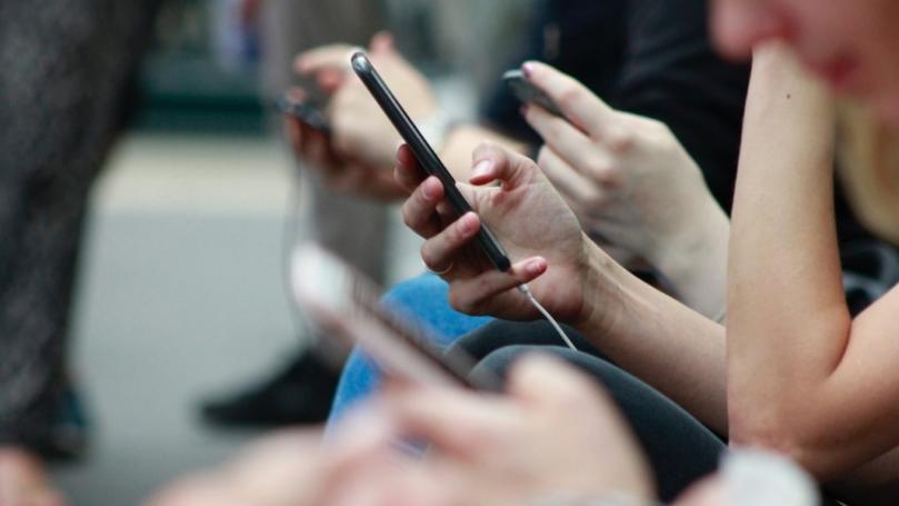 ما حقيقة قطع الاتصالات في حال حدوث احتجاجات شاملة؟