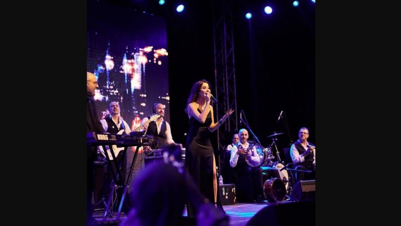 بالصور: نانسي عجرم تحيي حفلة في مصر وبإطلالة لافتة