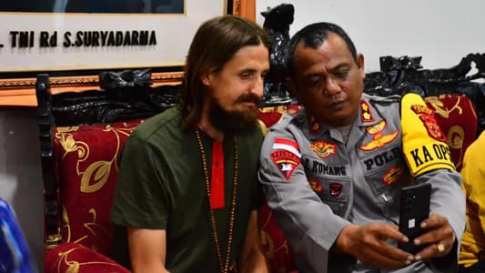 New Zealand pilot freed after 19 months in captivity in Indonesia’s Papua