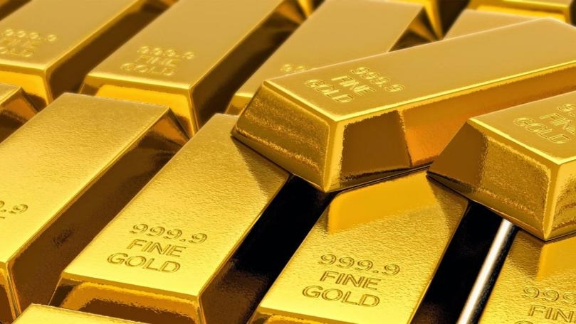 الذهب يخترق مستوى 3300 دولار للمرة الاولى