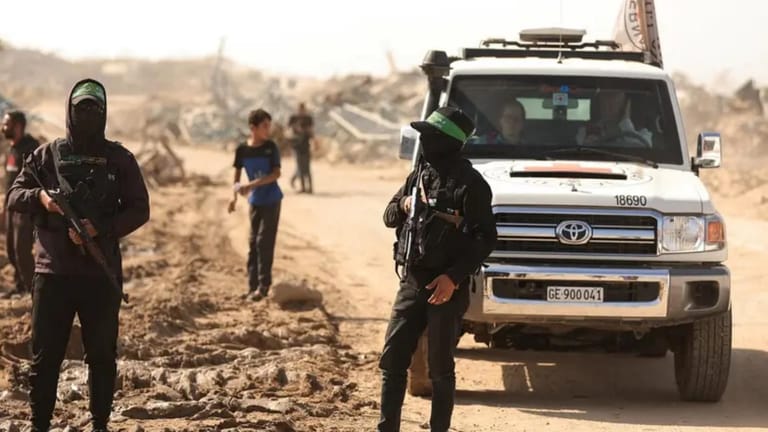 "غزة ليست لبنان"... حماس: الاتفاق انتهى