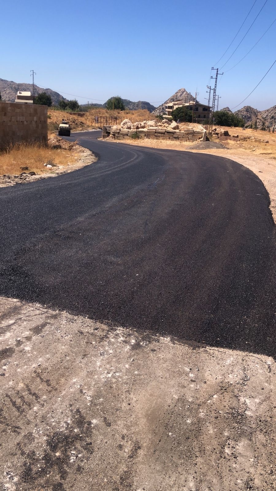 الحواط يعلن عن مشاريع في قضاء جبيل: مستمرّ في عملي على الأرض