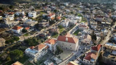 إنذار بإخلاء المنطقة الشماليّة في عين إبل... ورئيس البلدية: لن نغادر