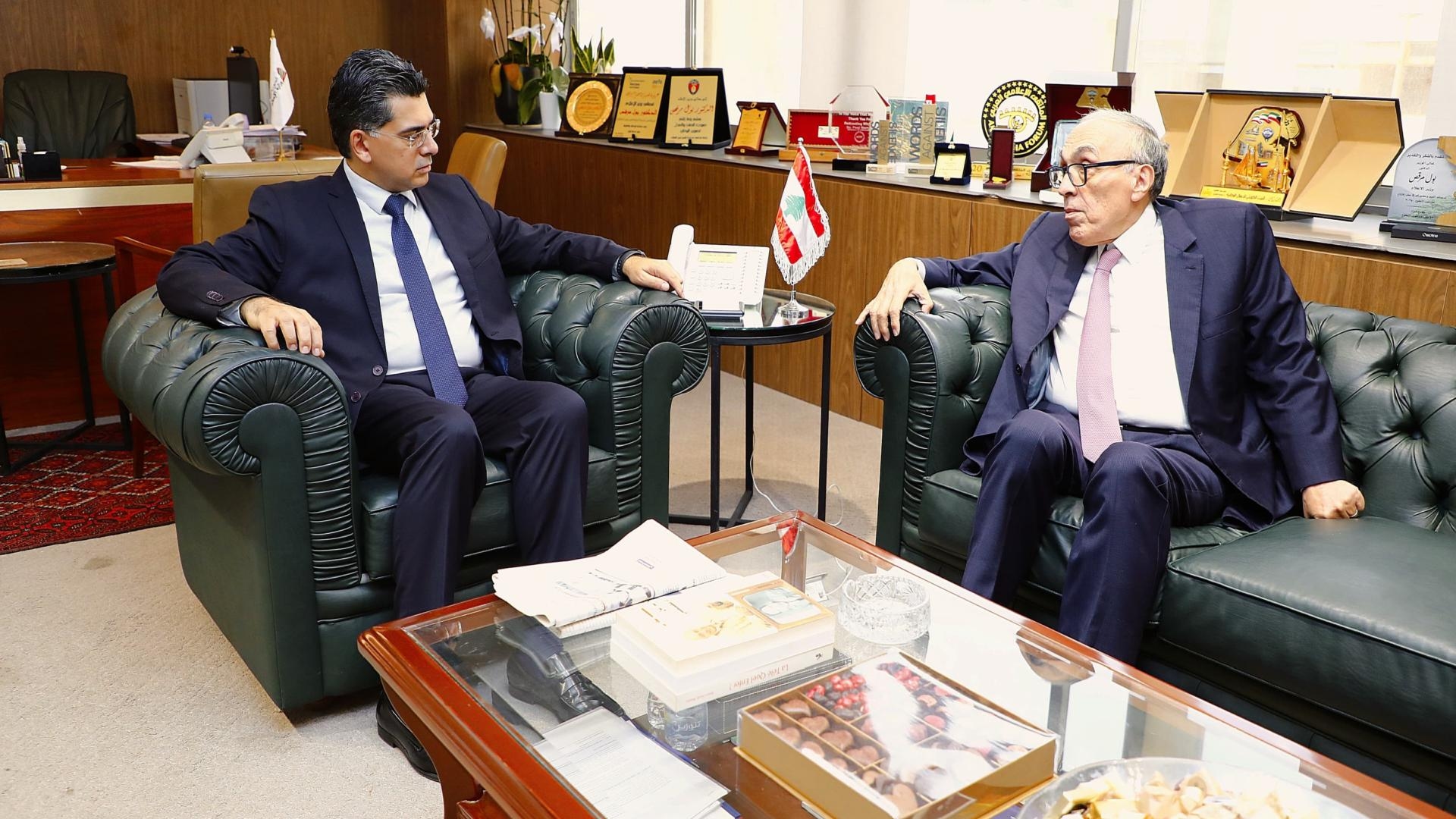Information Minister discusses developments with former minister Youssef Salameh
