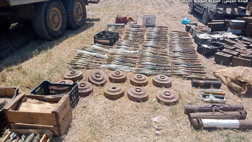 Photos: Army Takes Delivery of Palestinian Weapons in South Litani