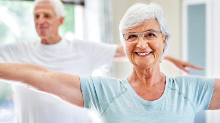 لماذا يعيش النساء أكثر من الرجال؟