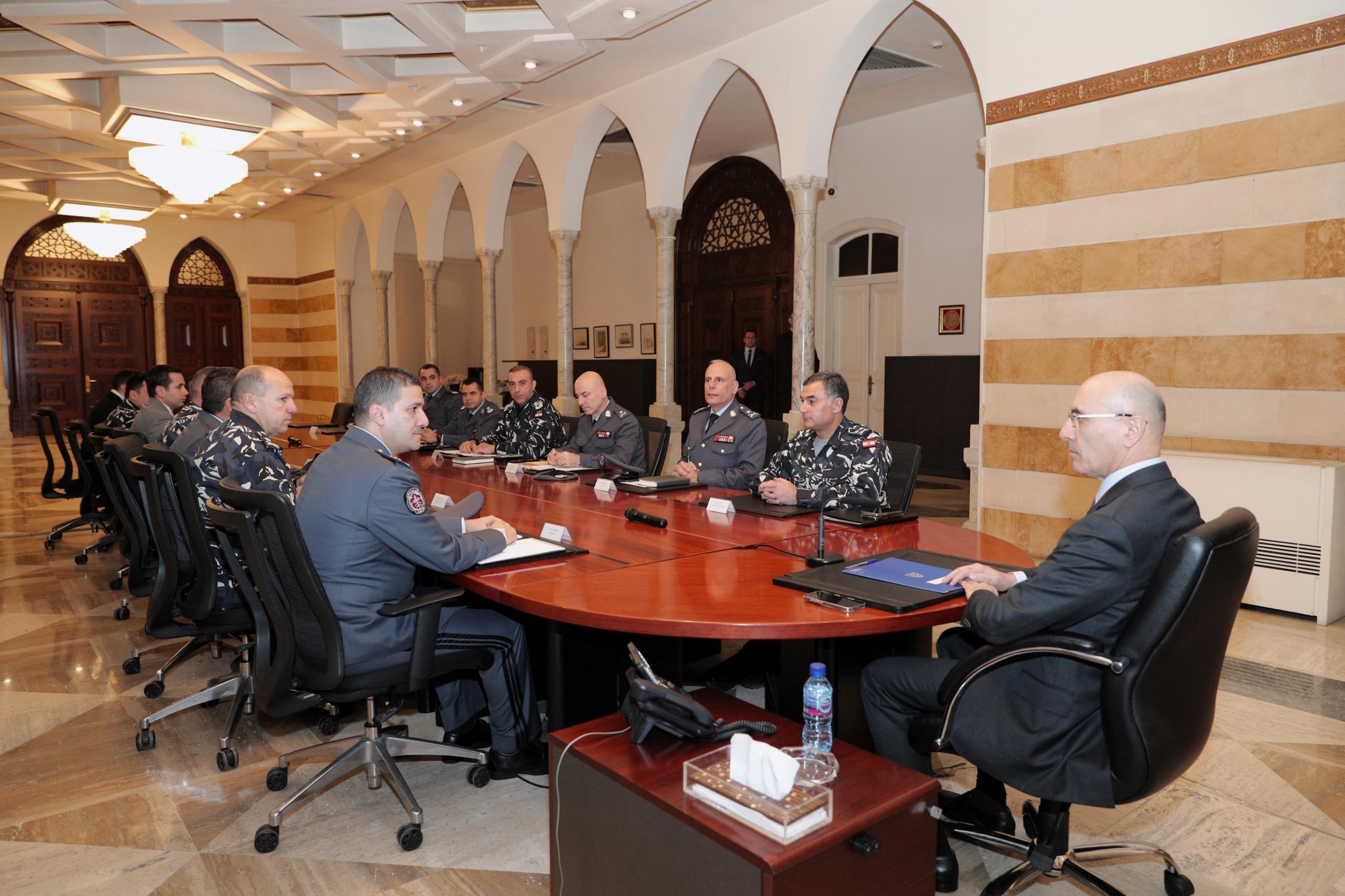 ملف الدراجات النارية وواقع السير في اجتماع مهمّ في الداخلية