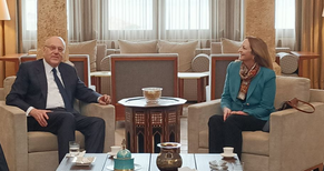 Mikati meets US Ambassador Lisa Johnson in Tripoli