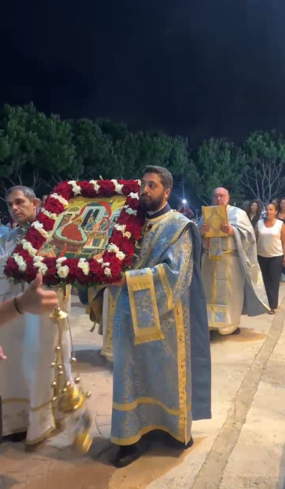 رعية الشويفات للروم الأرثوذكس احتفلت بعيد ميلاد العذراء