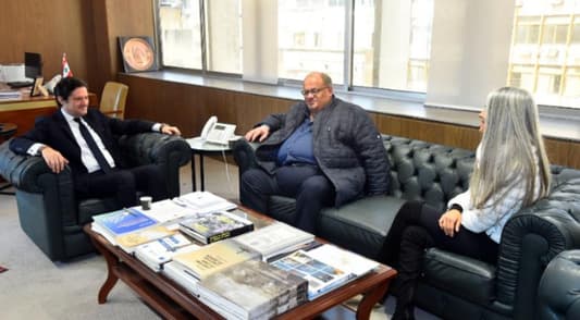 Makary meets Jerash Festival Executive Director over festival media coverage