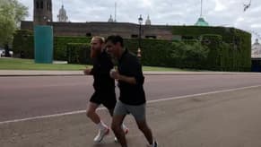 بالفيديو: رئيس الوزراء يركض في الشّوارع