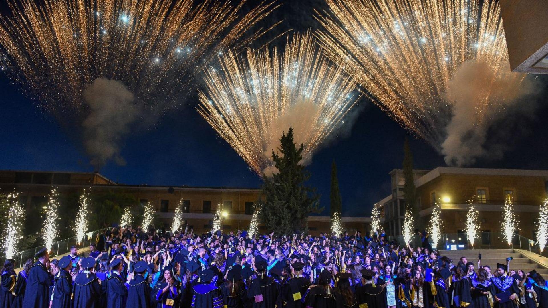 جامعة الروح القدس – الكسليك تحتفل بتخريج دفعة "Class of EverRise" للعام 2025