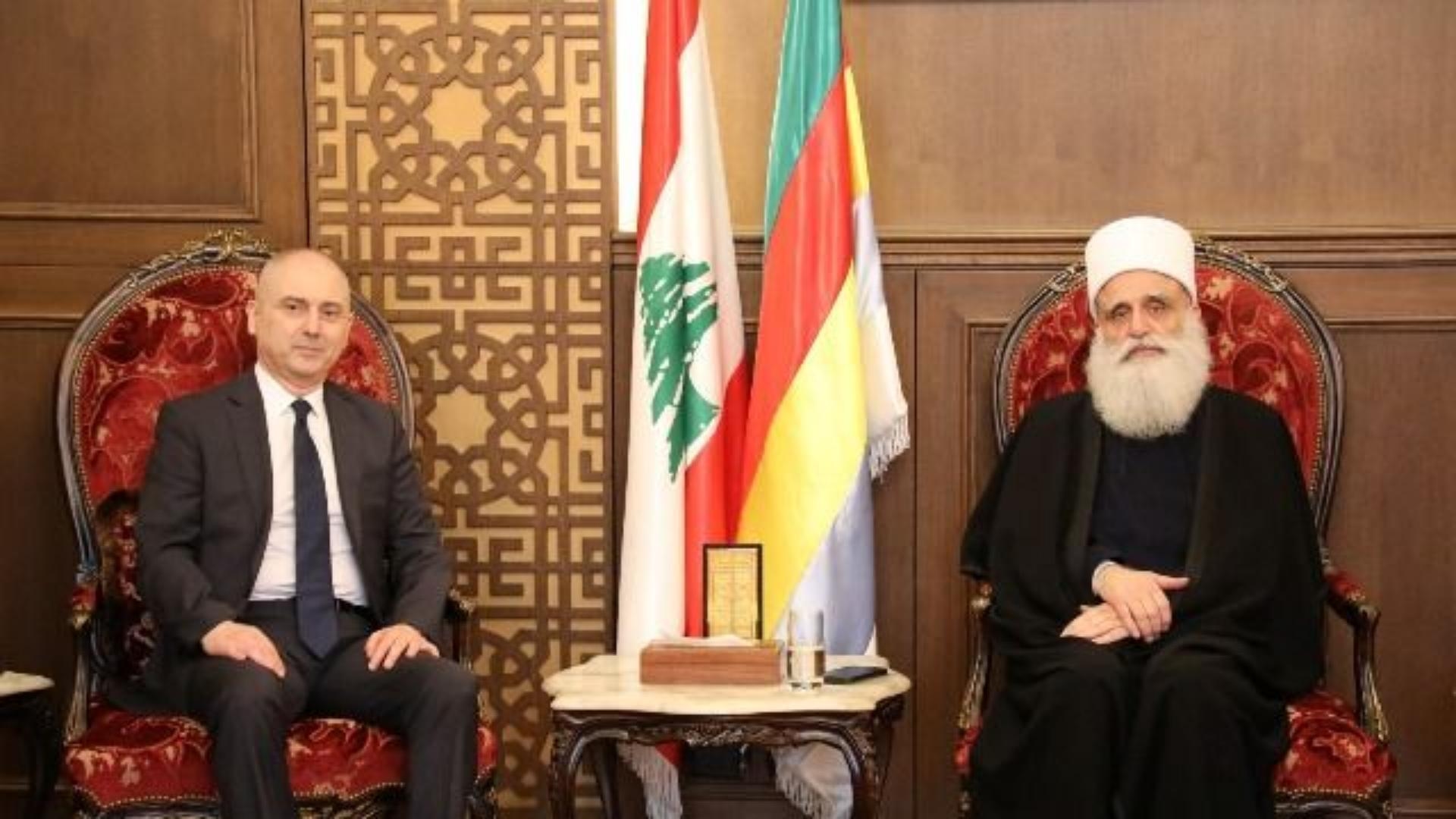 Abi Muna holds talks with Egyptian envoy, receives Change Movement delegation