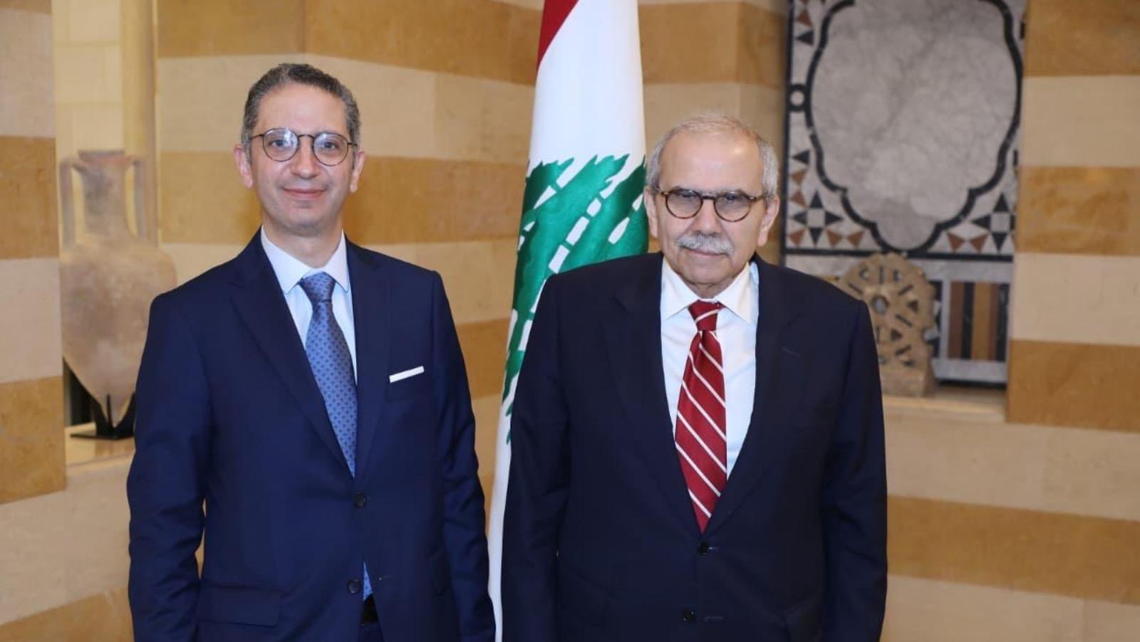Salam receives new Lebanese ambassadors to Chile, Hungary