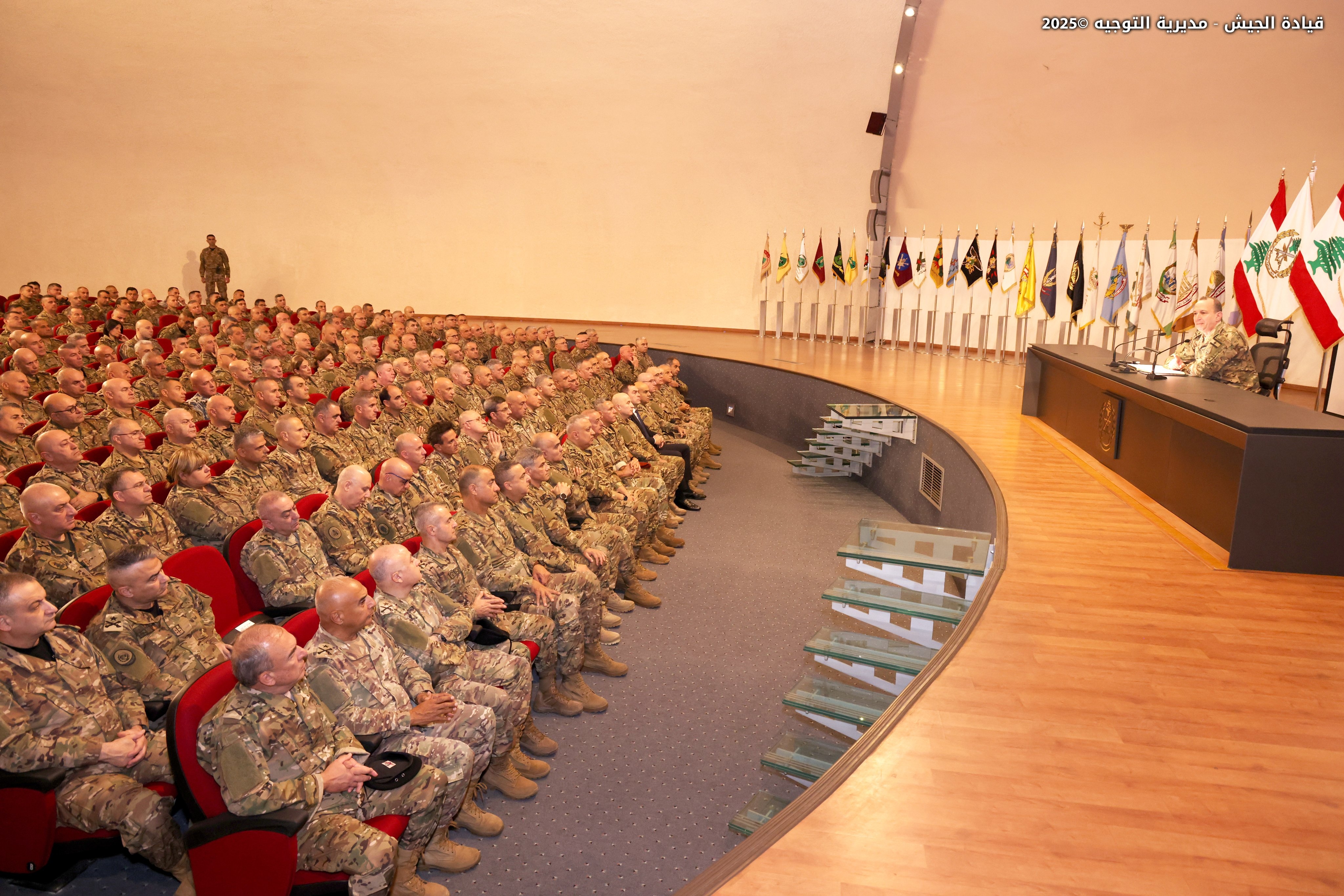 اجتماع استثنائي في اليرزة... ماذا أعلن قائد الجيش؟