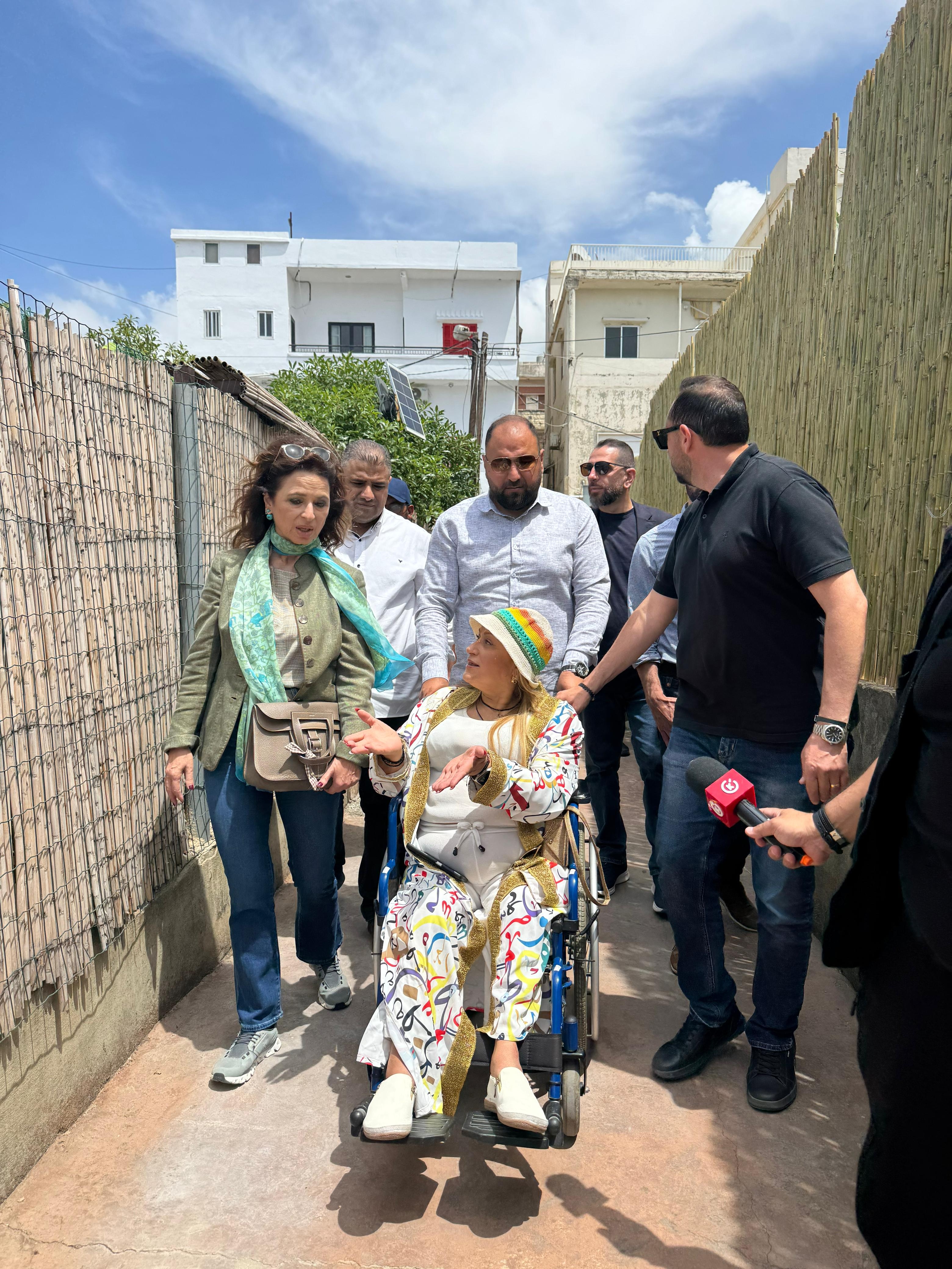وزيرة السياحة تفتتح شاطئ العقيبة