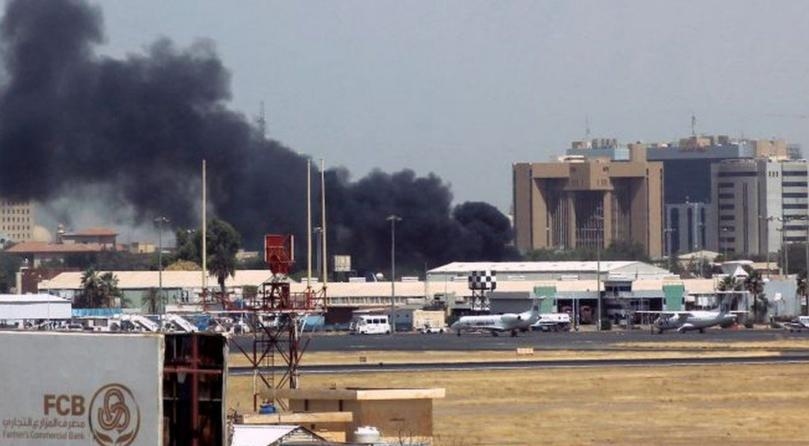 RSF and army clash in Khartoum for third day