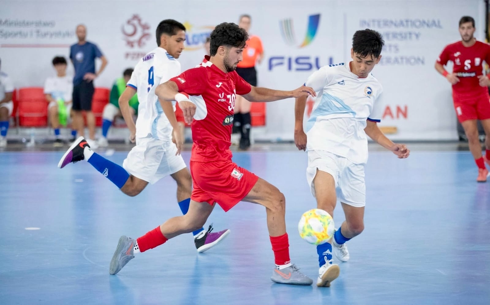إنجازٌ تاريخي لمنتخب الفوتسال ببلوغه ربع نهائي بطولة العالم للجامعات