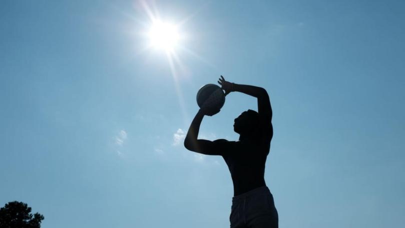 Heat temperatures in Lebanon exceed seasonal levels, caution against fires, sun exposure