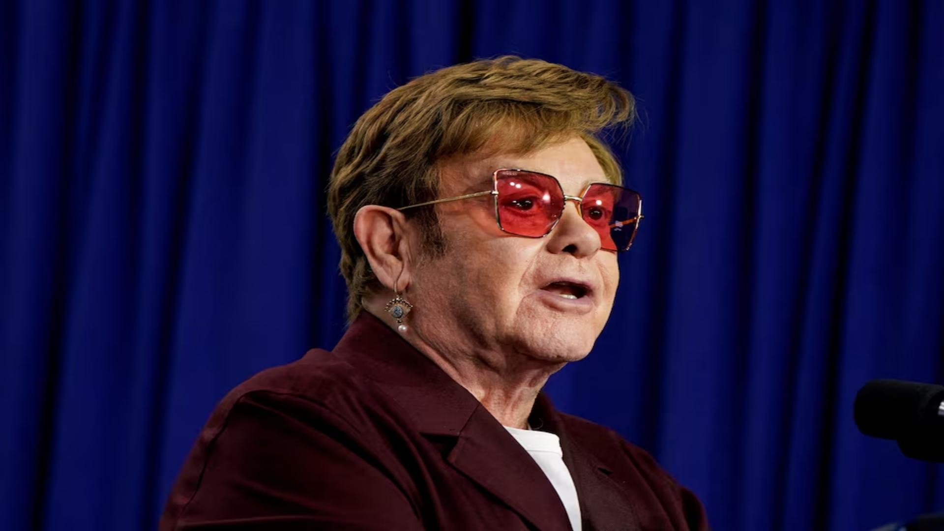 Russia Bans Elton John AIDS Foundation Over 'Moral Values'