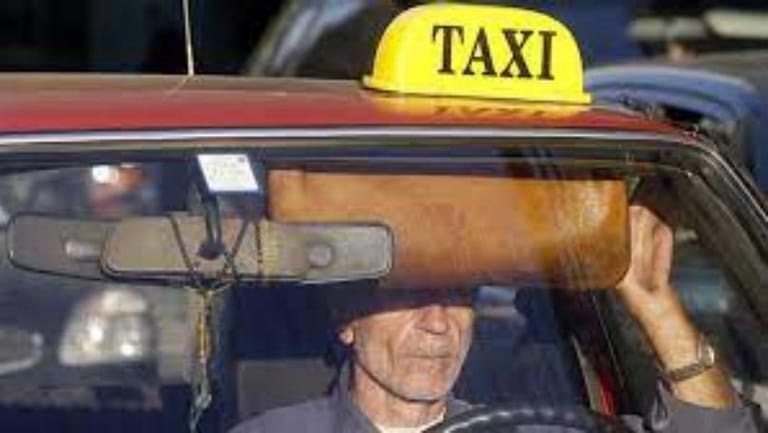 بدل النقل بالدولار؟