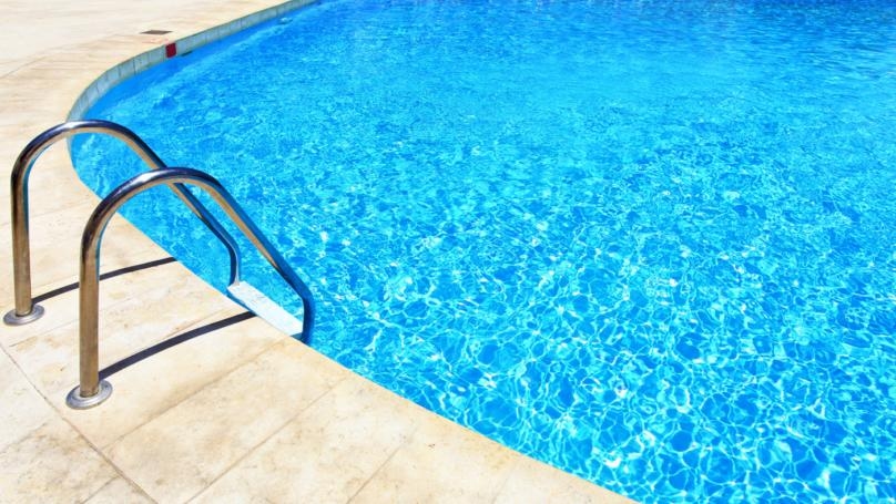 بالأرقام: هذه أسعار إيجار الشاليهات ورسوم الدخول إلى المنتجعات البحريّة