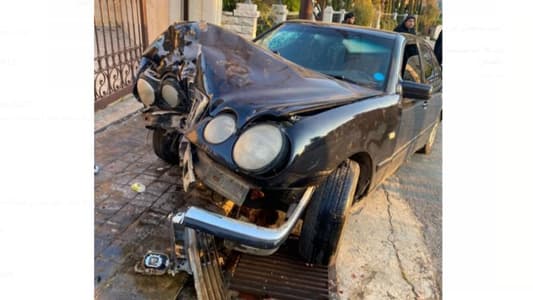 Photo: Two injured in a road accident