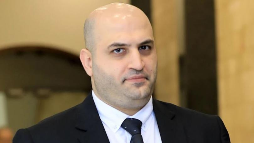 ناصر الدين: نعمل على تطوير القوانين الخاصة بالاختصاصات الطبية